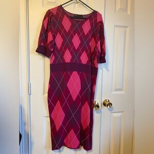 New York & Company Pink and Red Argyle Midi Dress EUC Size XL